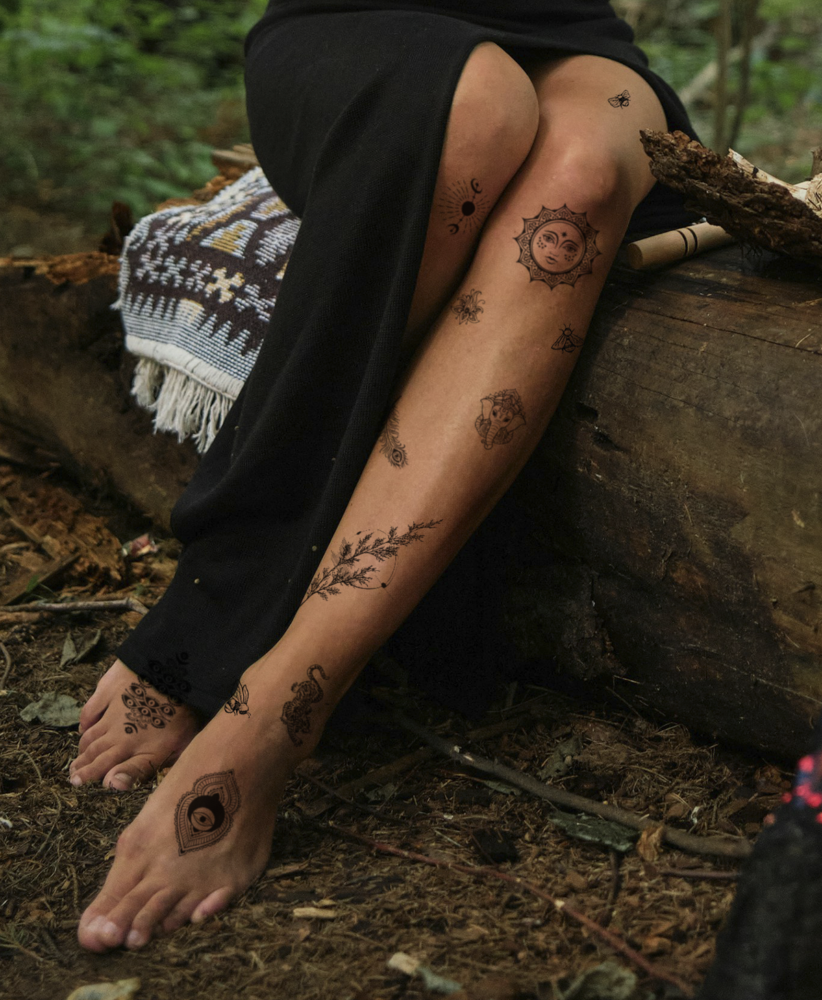 Cosmic Fine-Line Leg Look